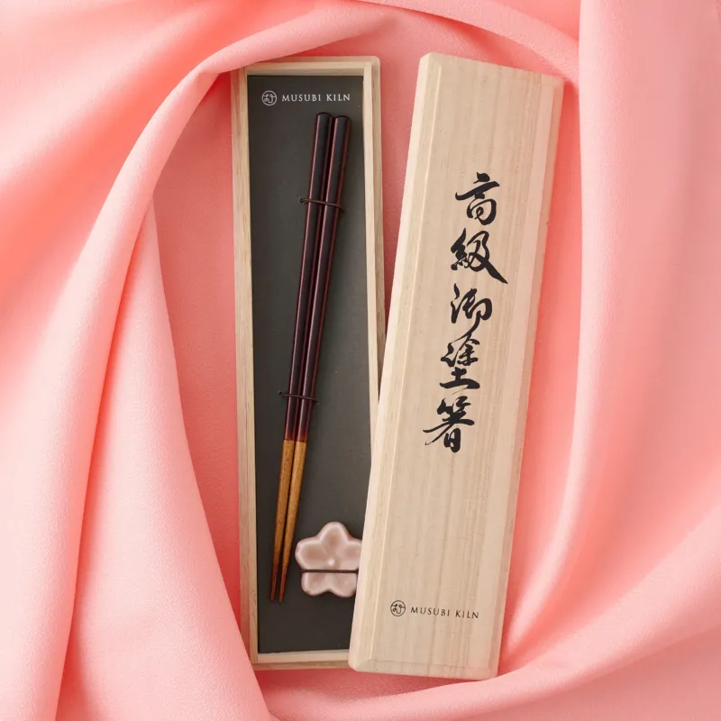 Sakura Joboji Lacquer Chopsticks with Chopstick Rest