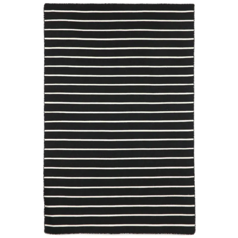 Black | 2' x 3'