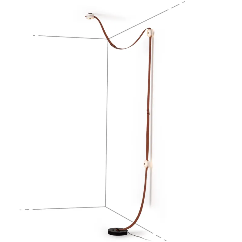Snaps Floor-to-Ceiling Plug-in LED Lamp