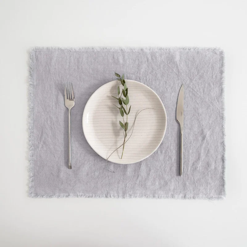 Leinen - Tischset mit Fransen, Light Grey - Linen Tales