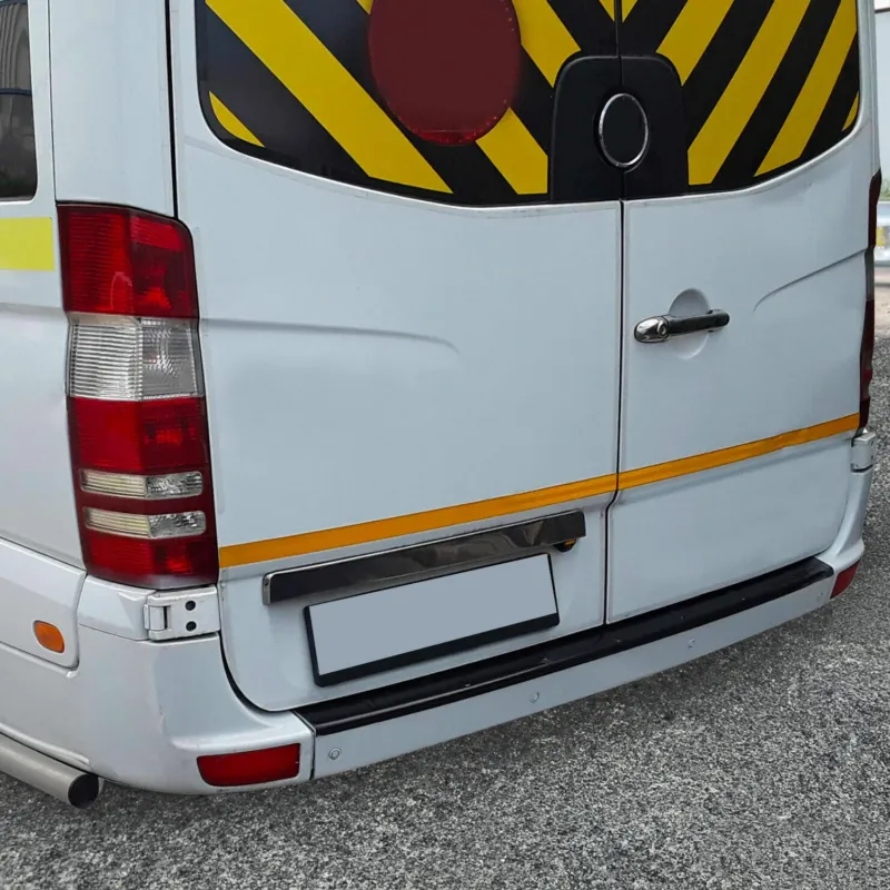 Ladekantenschutz für Mercedes Sprinter W906 / VW Crafter 2006-2018 Acryl schwarz